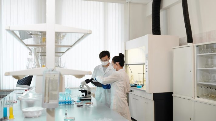 Neue Materialien und Lösungen für LED-Leuchten Neue Materialien und Lösungen für LED-Leuchten
